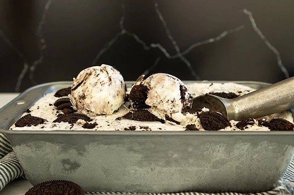 No-Churn Oreo Cookie Ice Cream