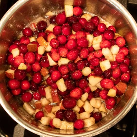 Spiced Cranberry Sauce with Pears