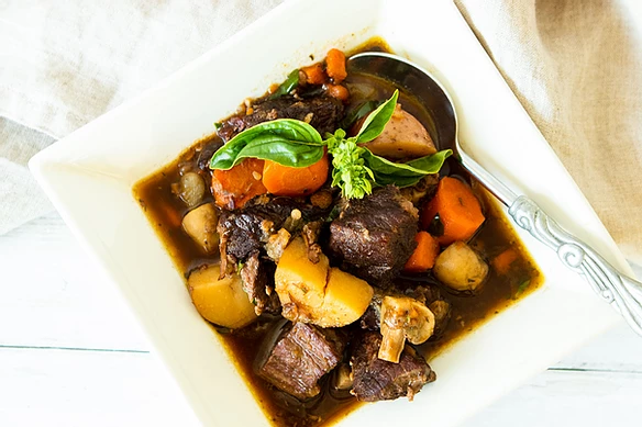 Winter Beef Stew with Carrots & Mushrooms