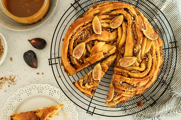 Fig, Caramel & Pecan Babka