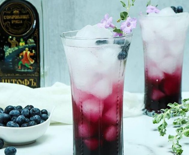 Lavender Blueberry Vodka Sparkler