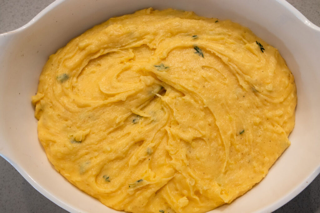 Cheesy Mashed Potatoes | The Fancy Pants Kitchen