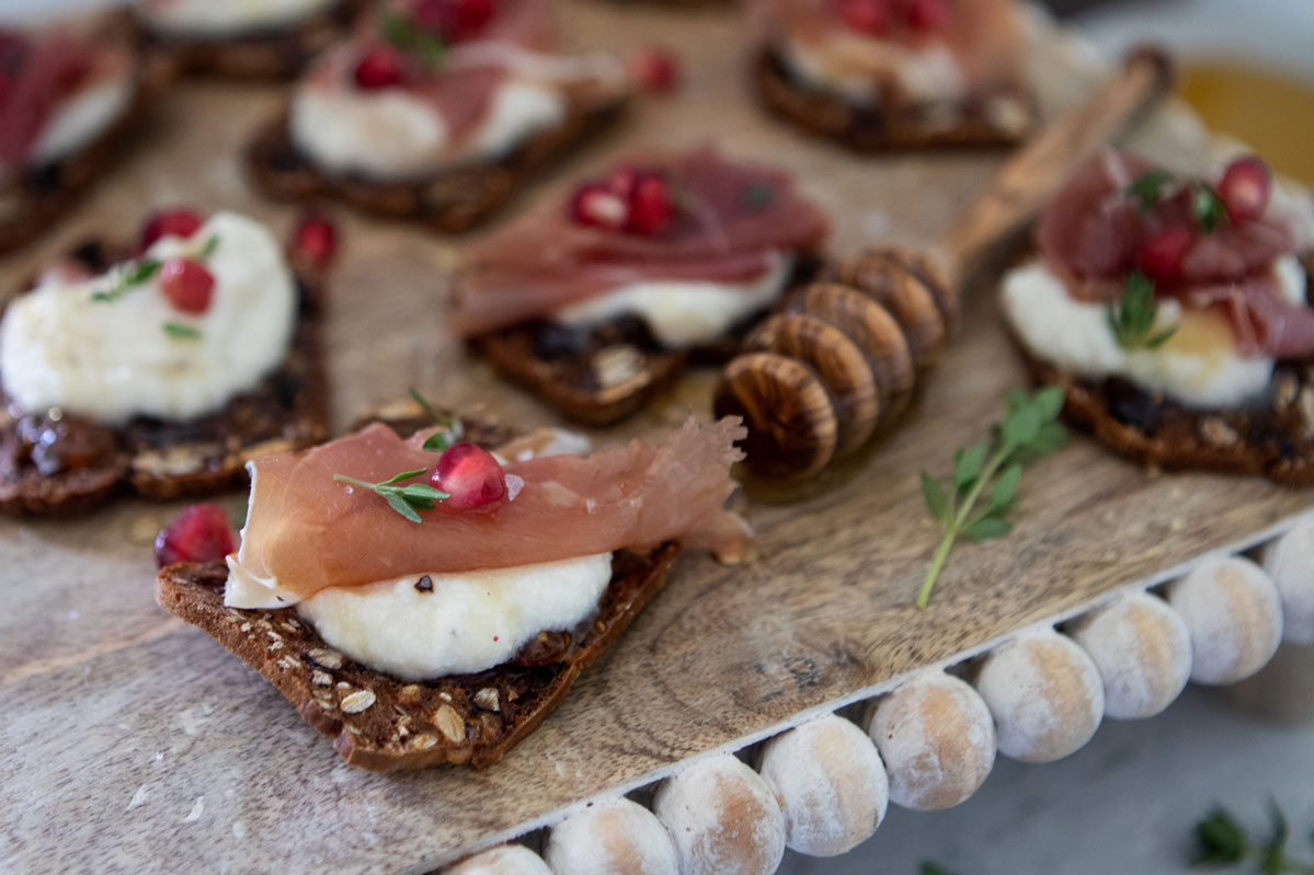 Honey Whipped Ricotta and Prosciutto Crackers | The Fancy Pants Kitchen