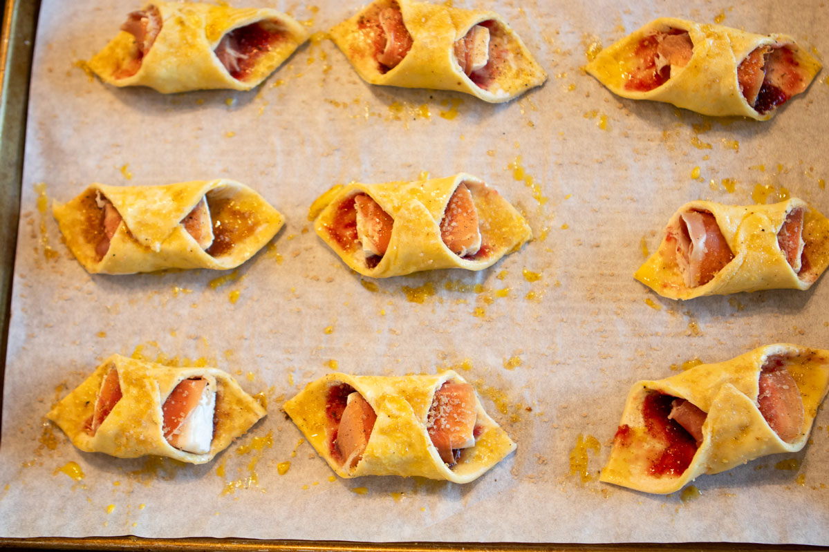 Prosciutto-Wrapped Baked Brie Rolls | The Fancy Pants Kitchen