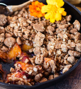 Crunchy Peach Blueberry Crisp