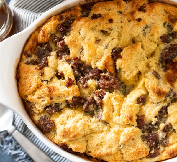 MAPLE-AND-SAUSAGE-BREAD-PUDDING2